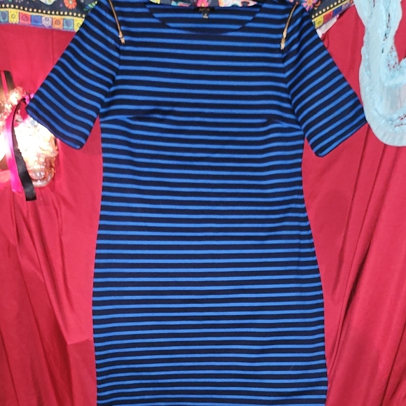 NWOT Apt. 9 Black and Blue Striped Stretchy Mini Dress With Zipper Details - Picture 1 of 4